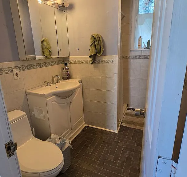 7 Ashford Ter — Photo 16