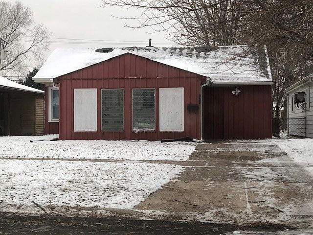 1st image of 440 Paxton Ave