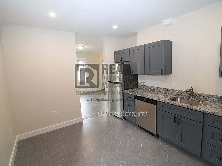 14 Charles St — Photo 6