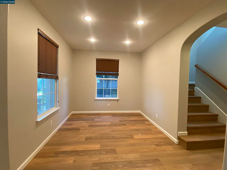 2409 Maidenhair Way — Photo 11