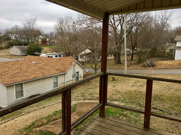 4th image of 1307 S 11th St
