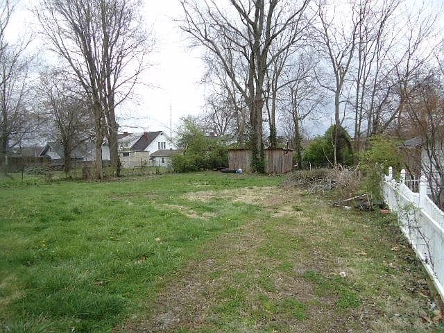 2nd image of 720 Walker Ave