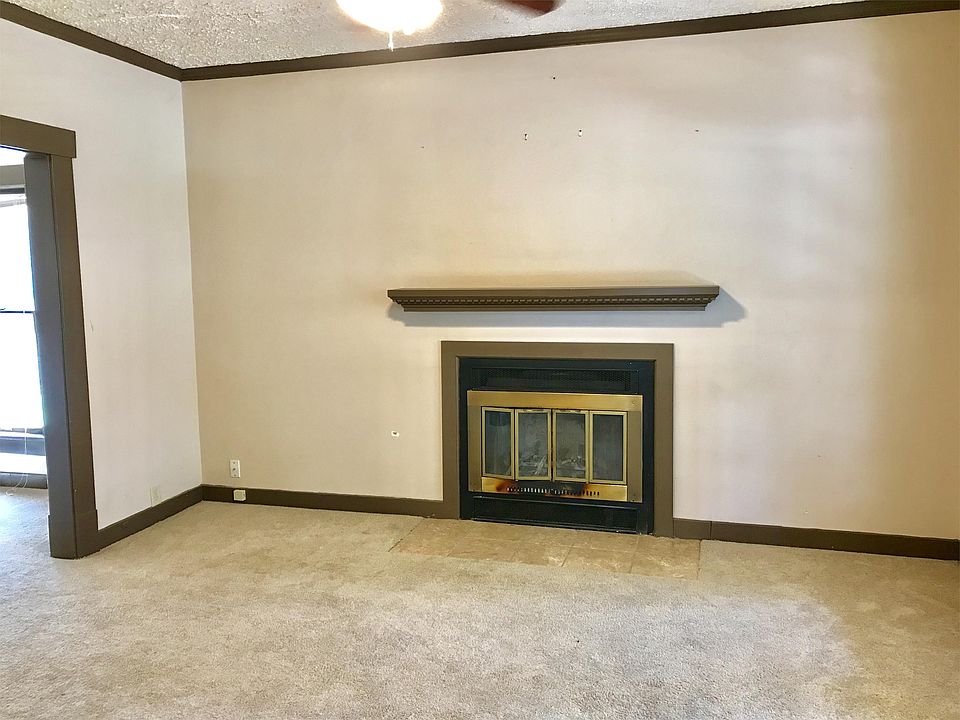 1st image of 1018 W 3rd Ave
