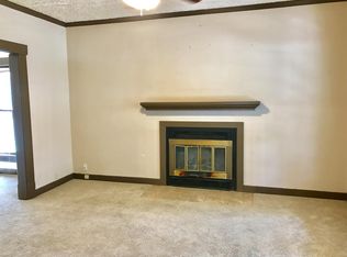 1018 W 3rd Ave, El dorado, KS 67042
