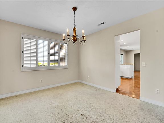 3rd image of 1939 Ventana Way