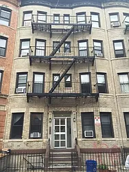 Rented by Urban Ambiance