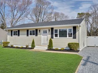 19 Green Ridge Dr, Toms River, NJ 08757