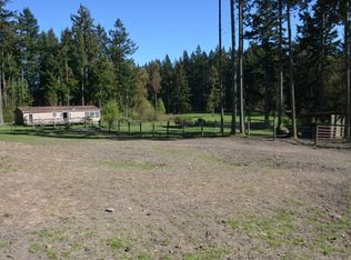 688 6th Ave, Fox Island, WA 98333