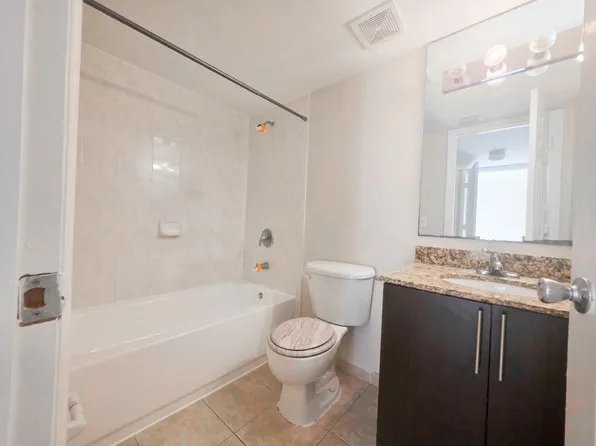 4785 SW 62nd Ave APT 102, Davie, FL 33314