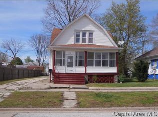 414 W 3rd St, Beardstown, IL 62618