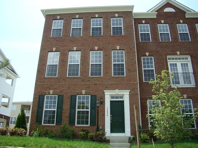 1st image of 15824 Mackenzie Manor Dr