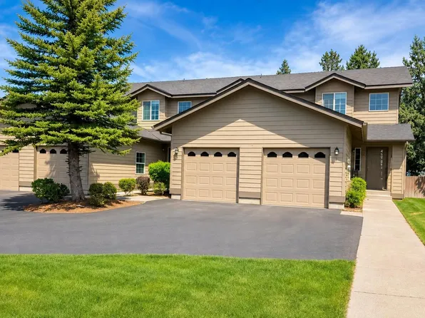 744 NE Savannah Dr, Bend, OR 97701