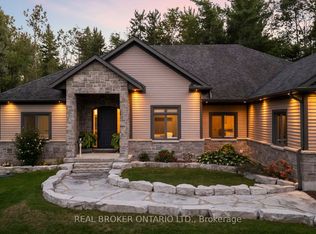 49 Sydenham Trl W, Clearview, ON