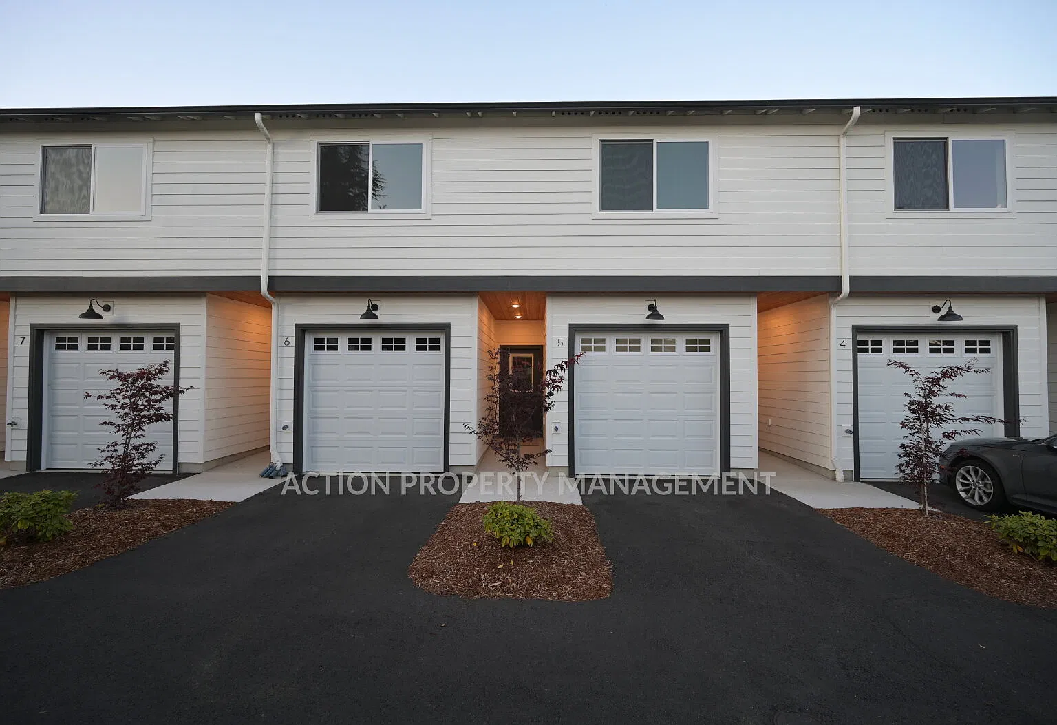 2 bed, 2.5 bath, 1663 sqft, $2,300 — Photo 3