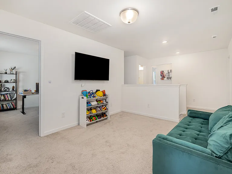 334 Bluebonnet Dr — Photo 14