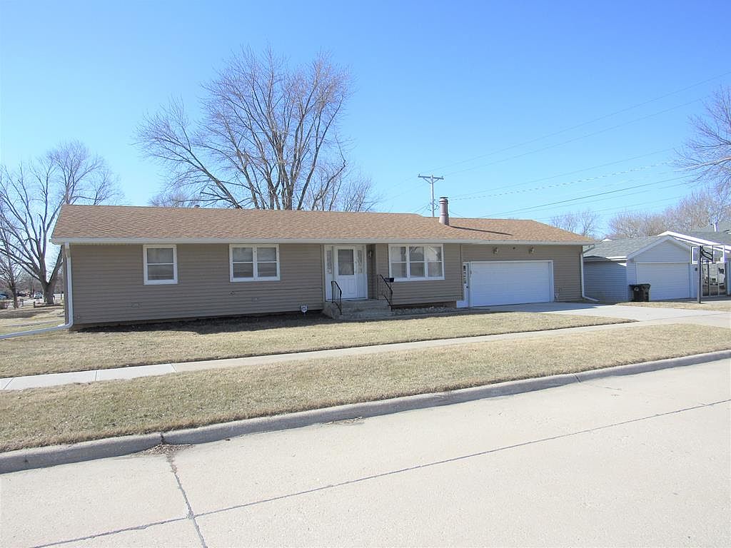 1415 27th Ave N, Fort Dodge, IA 50501 MLS 22753 Zillow