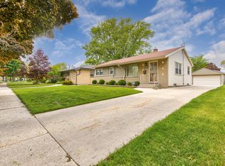 8508 W Ruby Ave, Milwaukee, WI 53225