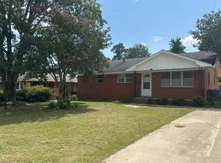 1847 Gola Dr, Fayetteville, NC 28301