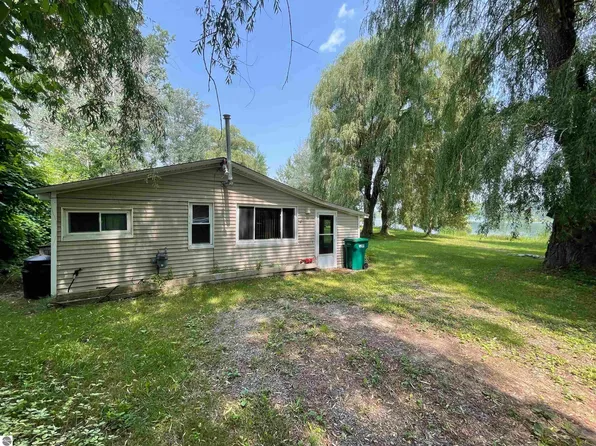 2539 E 2nd St, Prescott, MI 48756