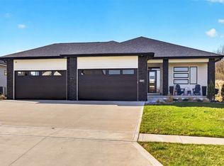 1928 Redbud St, Norwalk, IA 50211