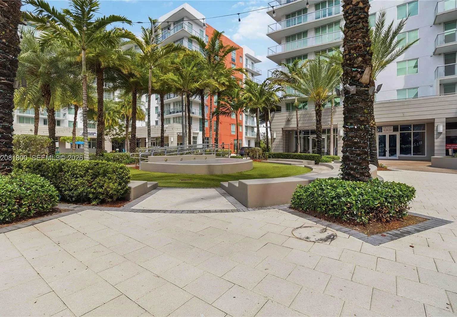Midtown Doral Condo 4 — Photo 1