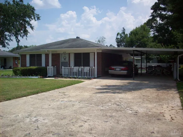 318 E School St, Atmore, AL 36502