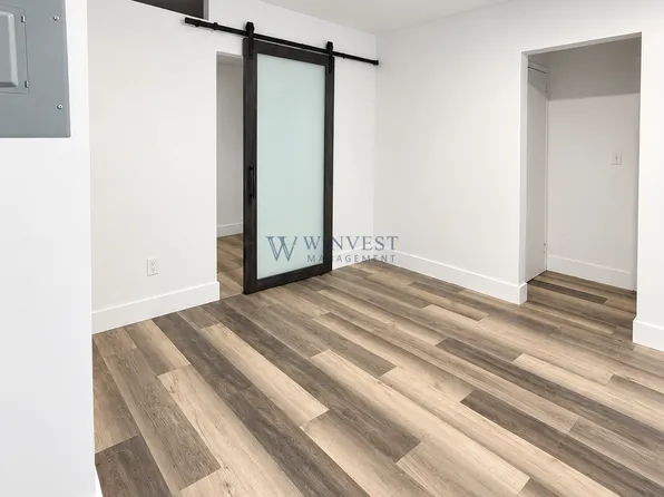 1825 McKinley St #215, Hollywood, FL 33020