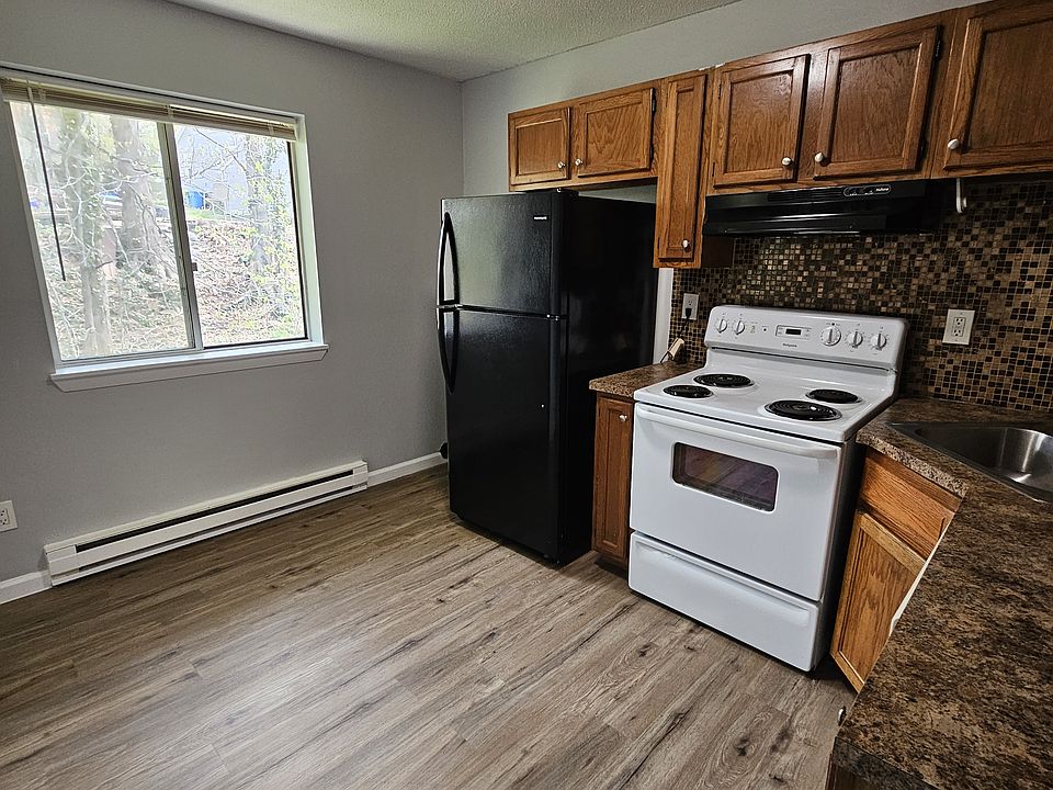 1st image of 72 Dallas Ave APT 16