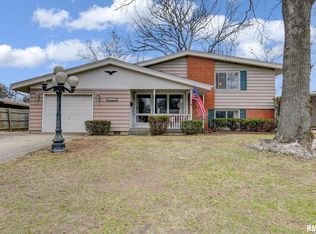 2125 Westview Dr, Springfield, IL 62704