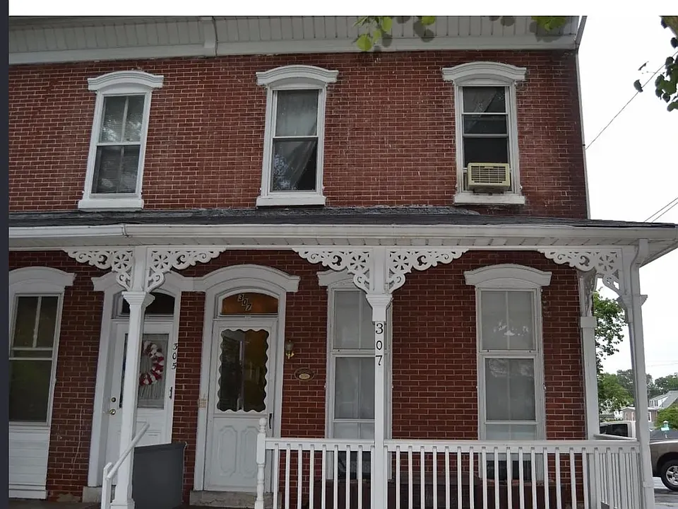 307 Gay St #1