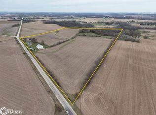 2037 Ivanhoe Rd, Ely, IA 52227