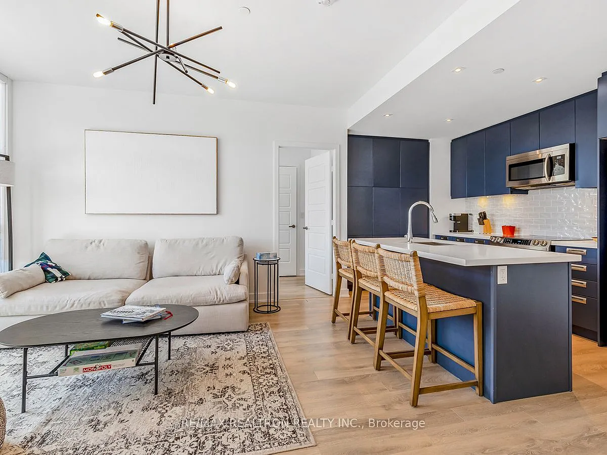 2 bed, $2,300 — Photo 4