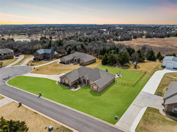 1487 Bridge St, Edmond, OK 73025