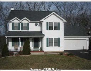 203 Walek Farms Rd, Manchester, CT, 06040