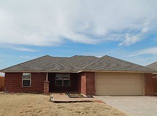 118 Arapaho St, Geronimo, OK 73543