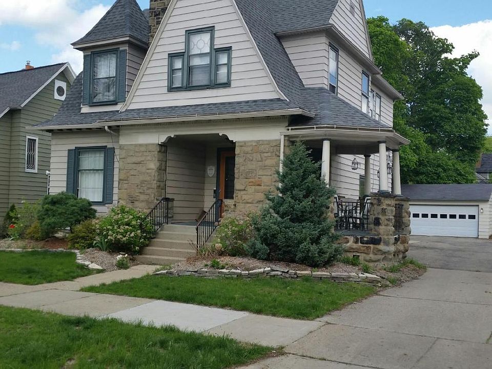 1st image of 420 422 College Ave