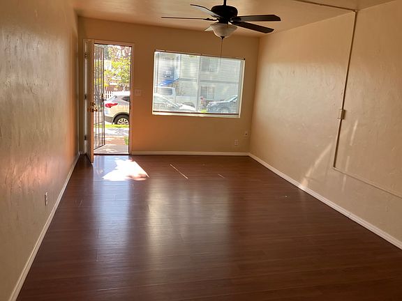 3rd image of 222 S Clementine St