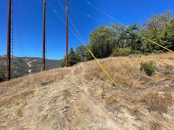 4th image of 10 Broken Springs Rd