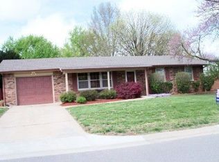 809 Weyland Rd, Boonville, MO 65233