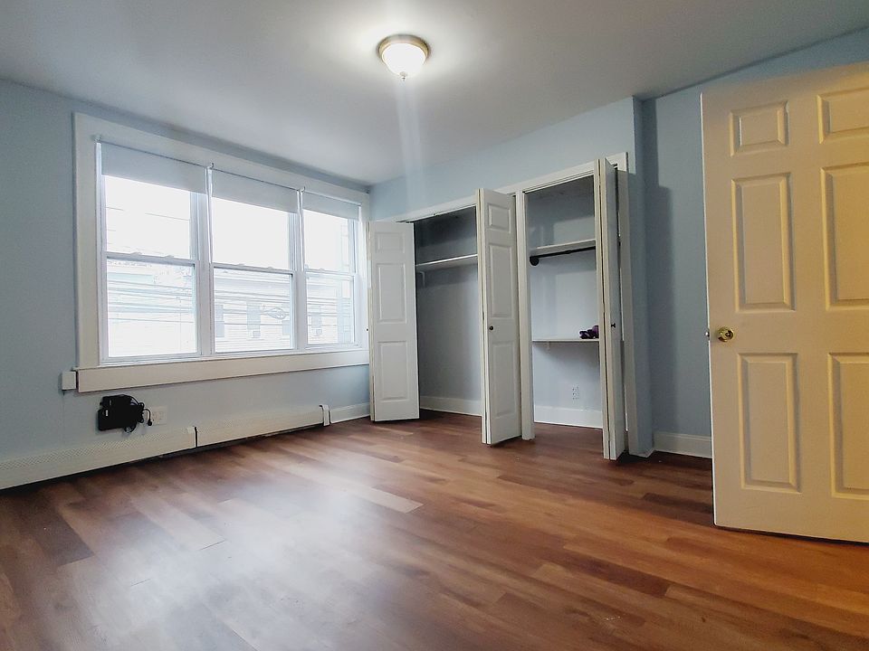 2nd image of 174 Hopkins Ave #5