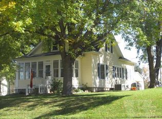 308 N Maple St, Carroll, IA 51401