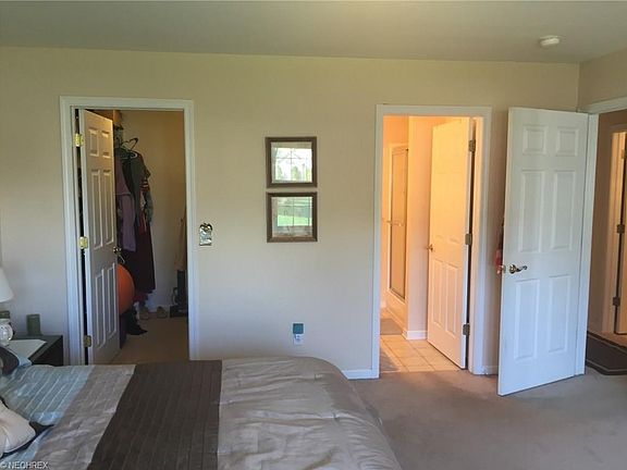 4th image of 1702 Willow Brook Dr