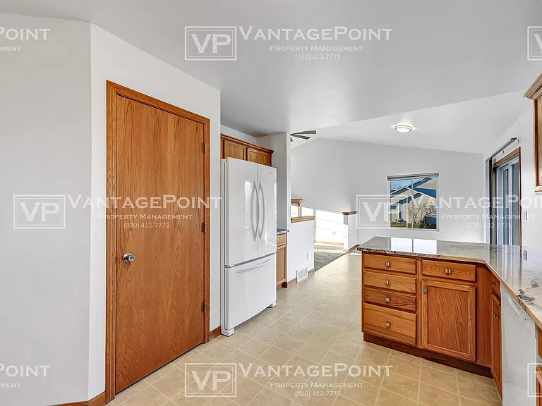 296 Tony Ln — Photo 9