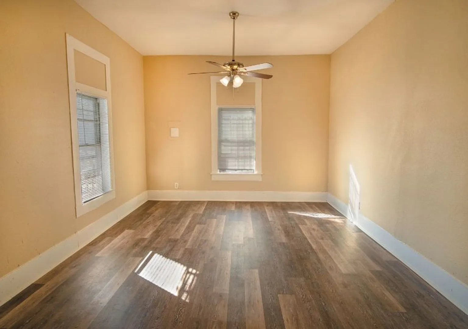 Beautiful 3BR/2Ba Home! — Photo 4