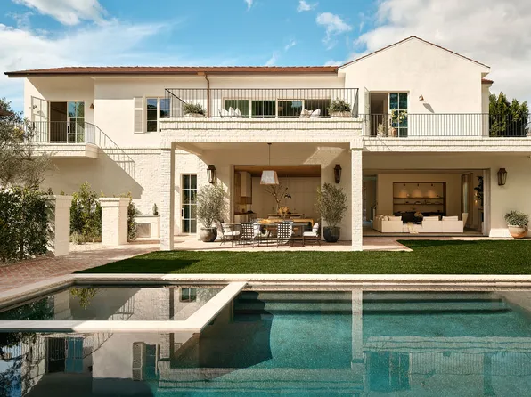15620 Woodvale Rd, Encino, CA 91436