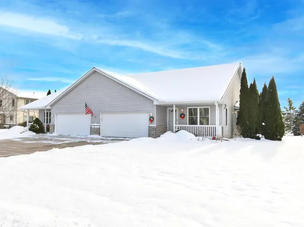 W257 Thompson CIRCLE, Oconomowoc, WI 53066