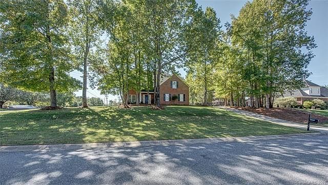1st image of 3591 Lismore Ln