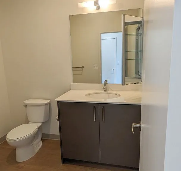Viewpoint Terrace Apartments — Photo 11