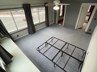 1032 Van Buren Ave NW ROOM 3, Grand Rapids, MI 49504
