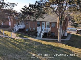 251 Rockingham Dr #B, Harrisonburg, VA 22802